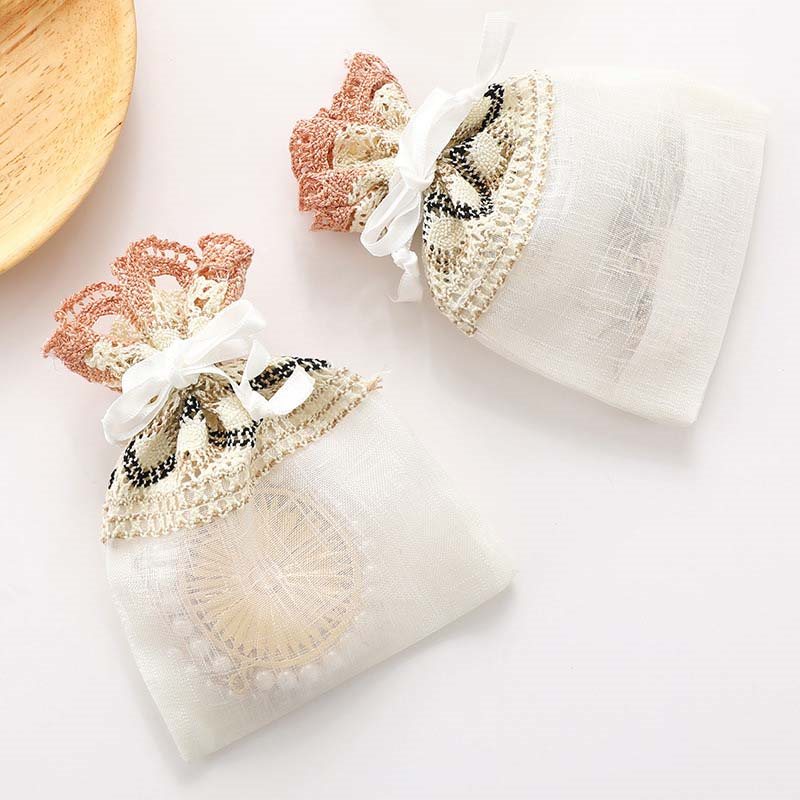Picture of Embroidered Lace Organza Gift Bags 